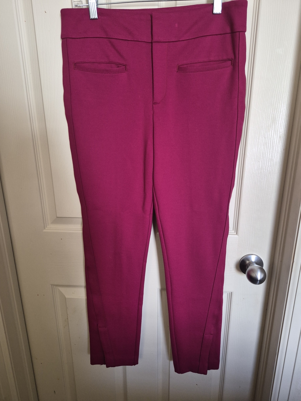 Size 8 Anthropologie Magenta Straight-Leg Ponte Pants